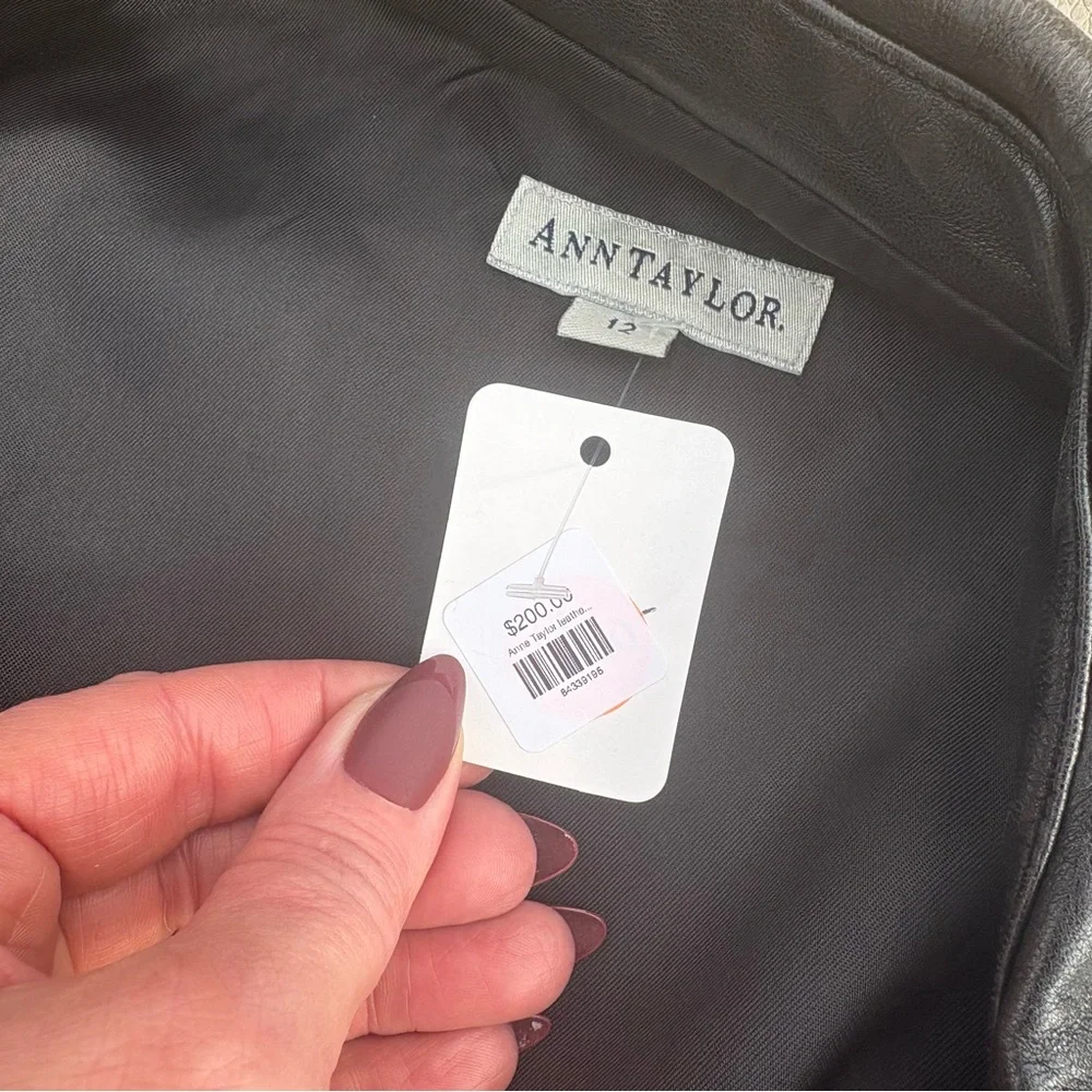 ANN TAYLOR LEATHER JACKET 12 - Picture 11 of 16